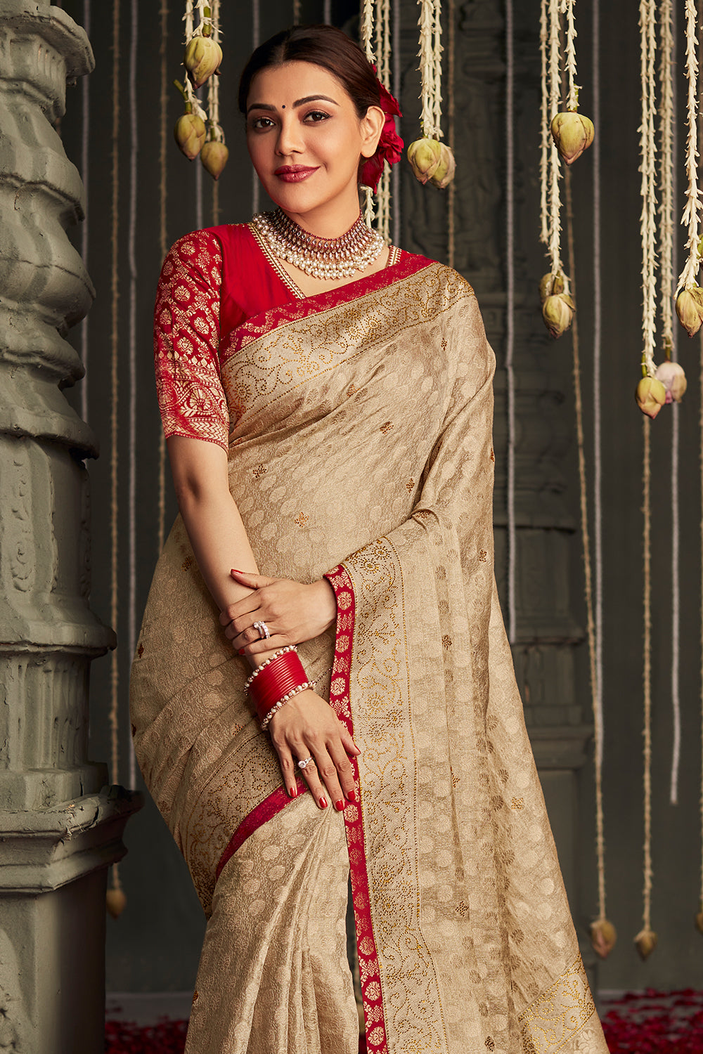 beige dola silk saree 3