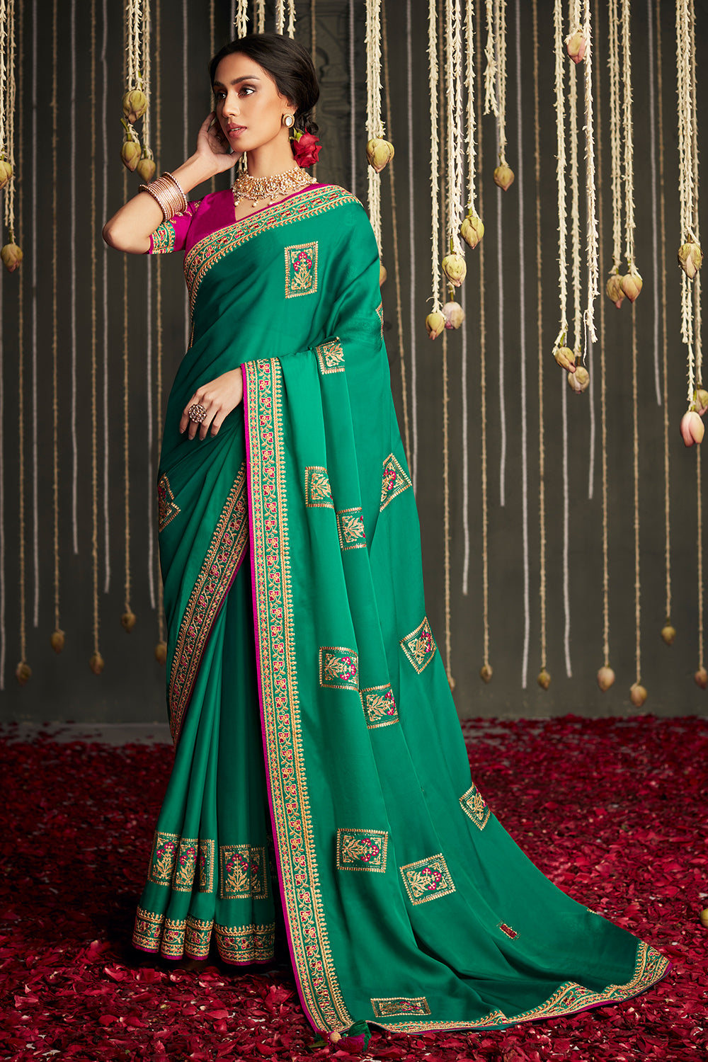 shamrock green dola silk saree 4