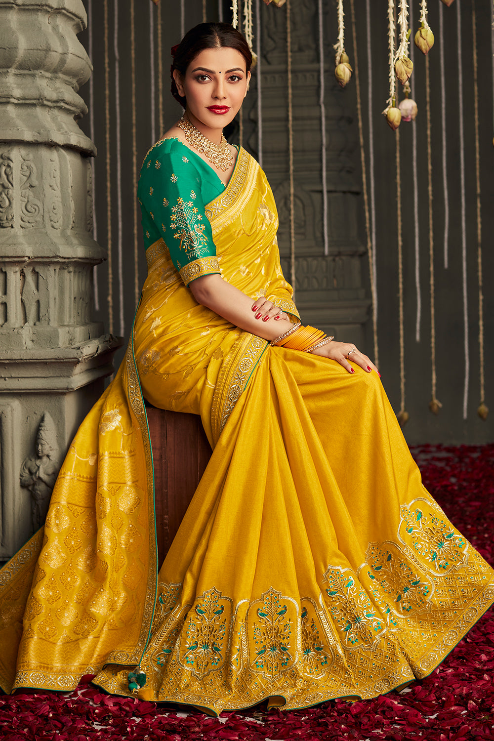 golden yellow dola silk saree 4