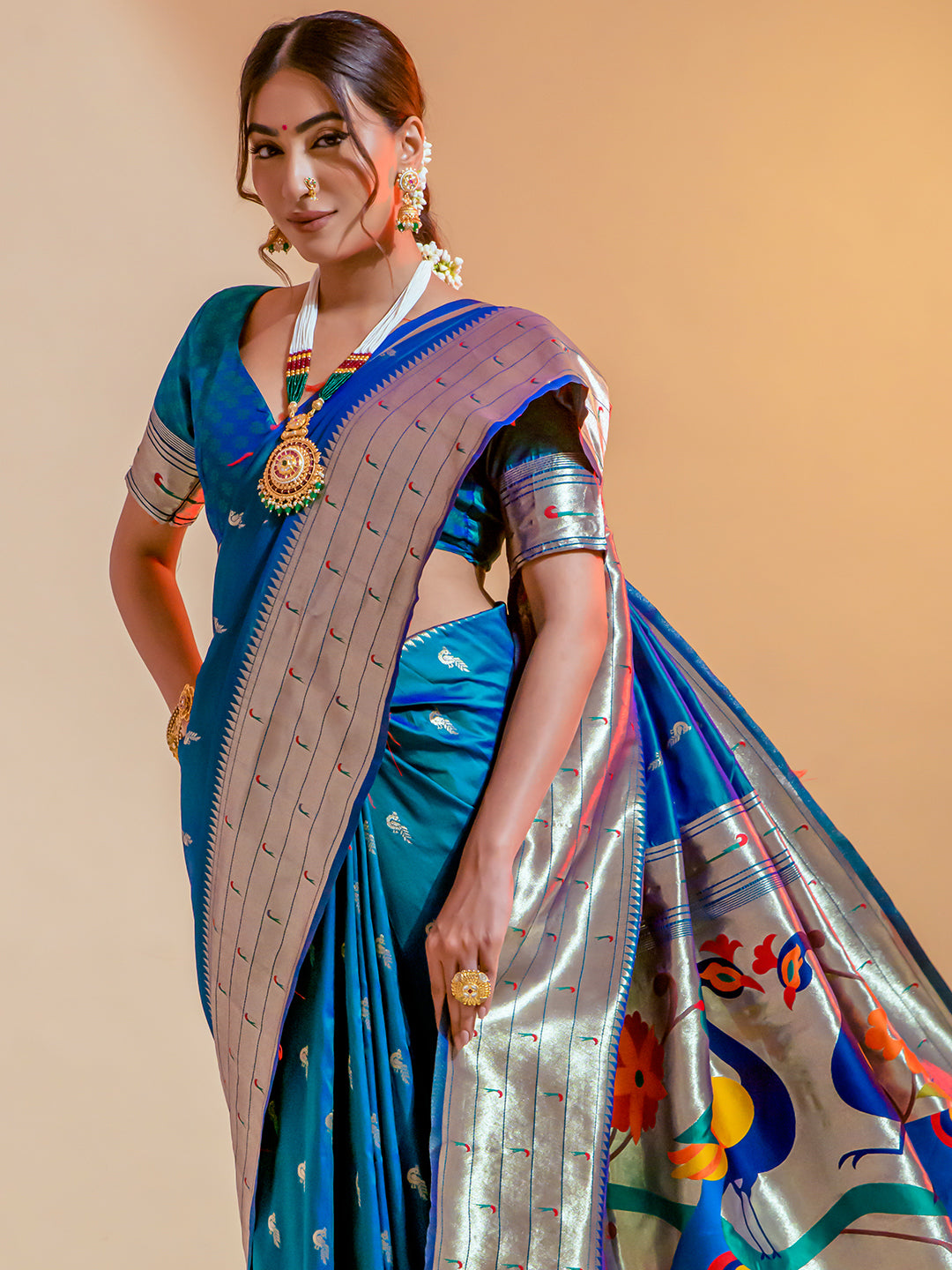 sapphire blue paithani saree 5