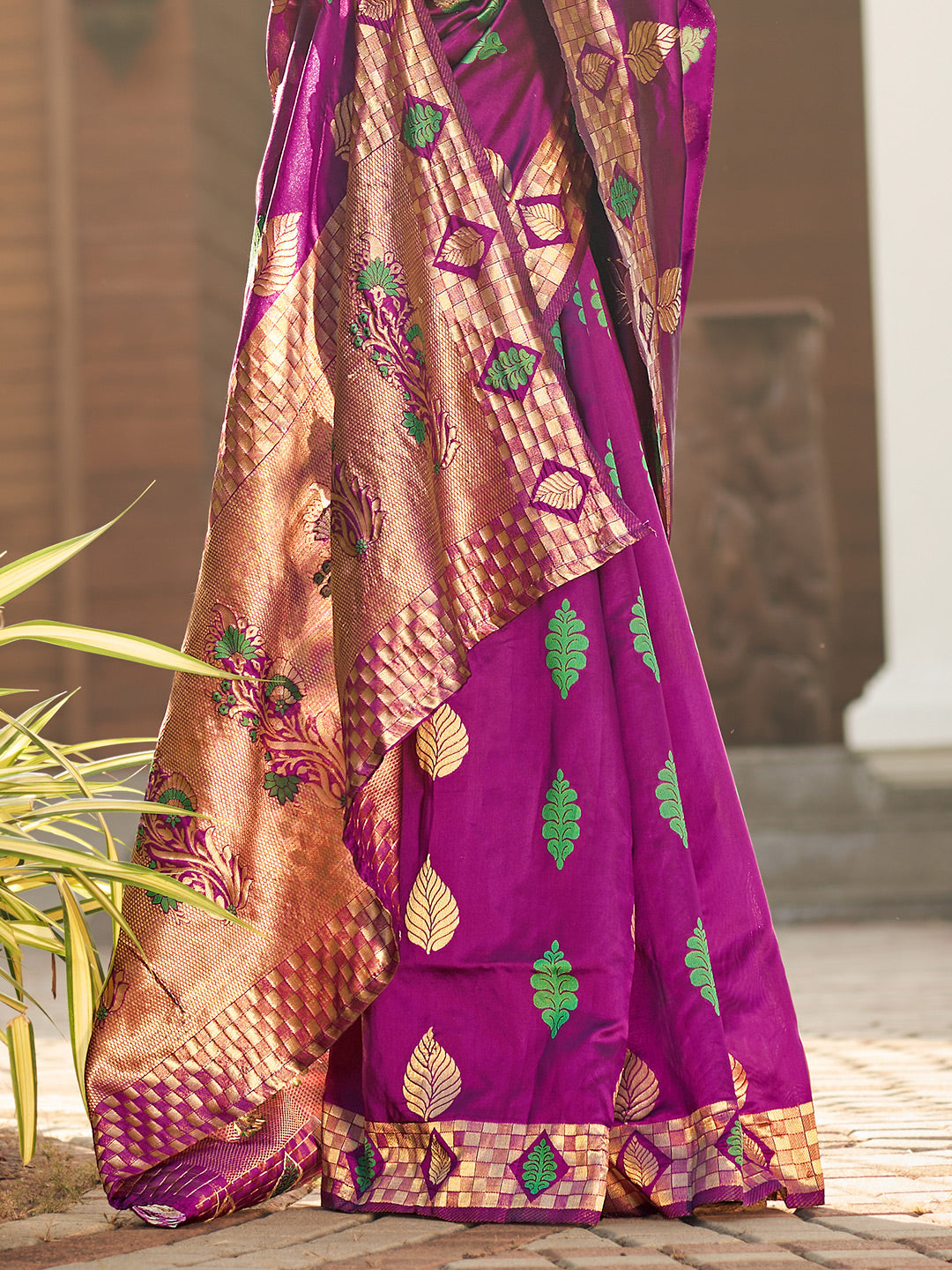 byzantium purple banarasi saree 3