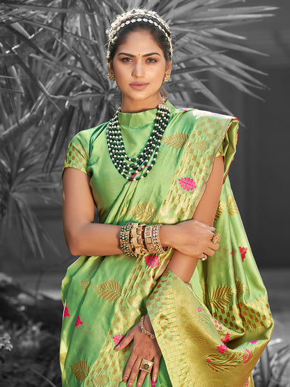 pista green banarasi saree 1