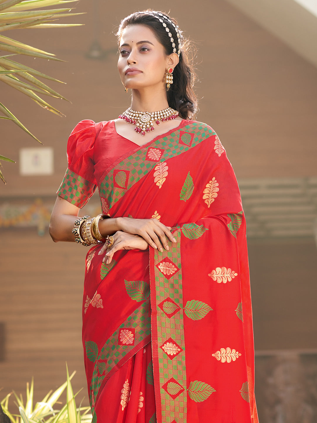 fire red banarasi saree 4