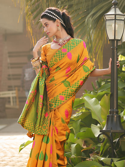 mango yellow banarasi saree 4