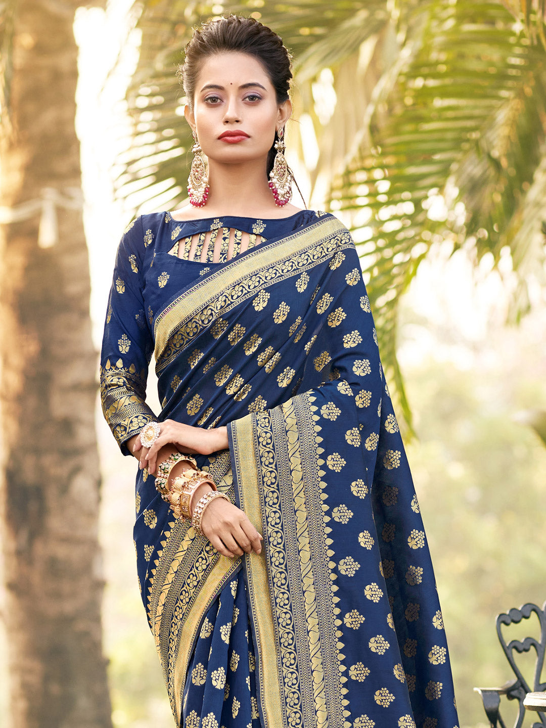 astros blue zari butta banarasi saree 4