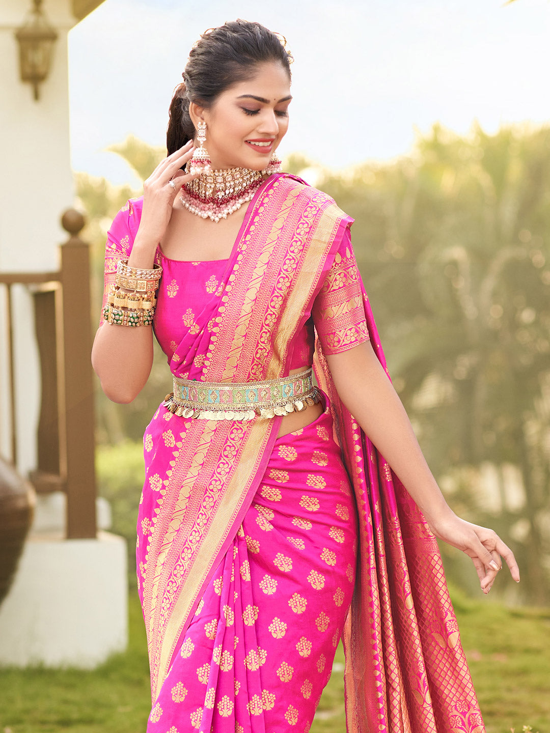 blush pink zari butta banarasi saree 1