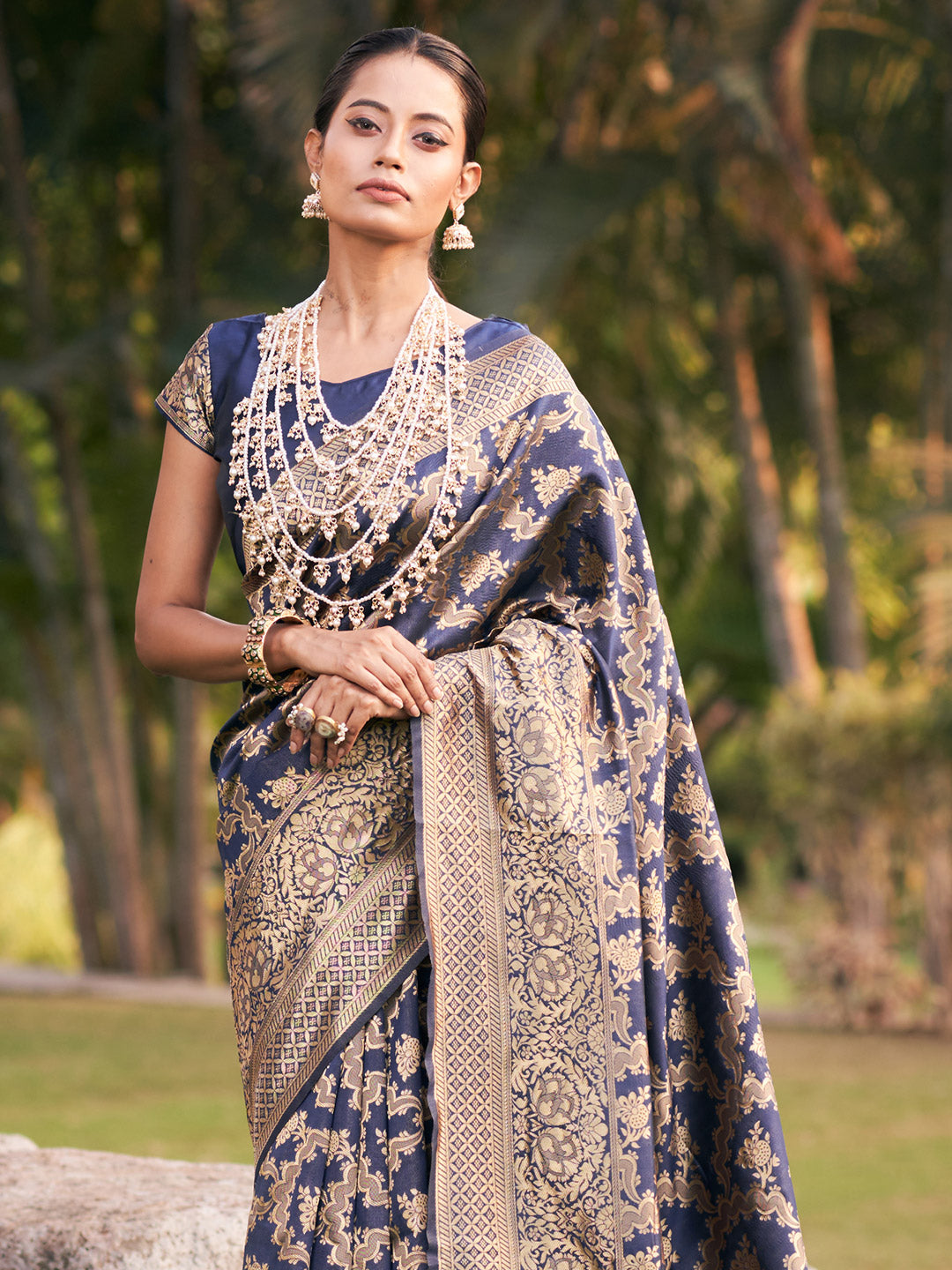 ford blue jaal pattern banarasi saree 4