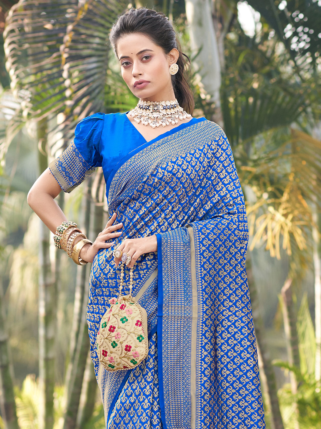 byzantine blue zari butta banarasi saree 4