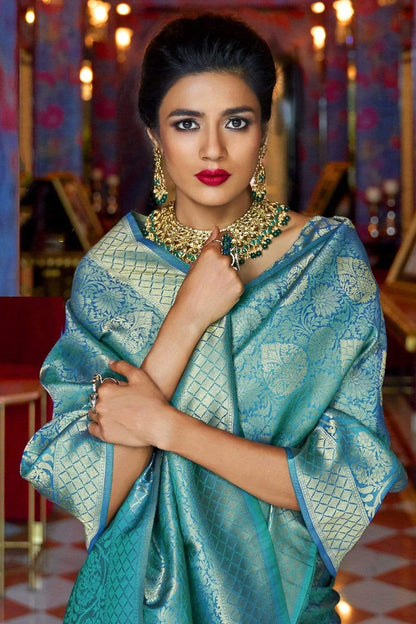 aquamarine handcrafted kanjivaram saree 2