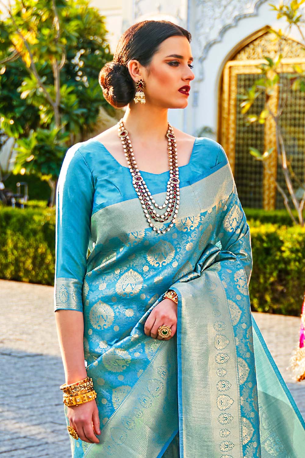 sky blue woven kanjivaram saree 1