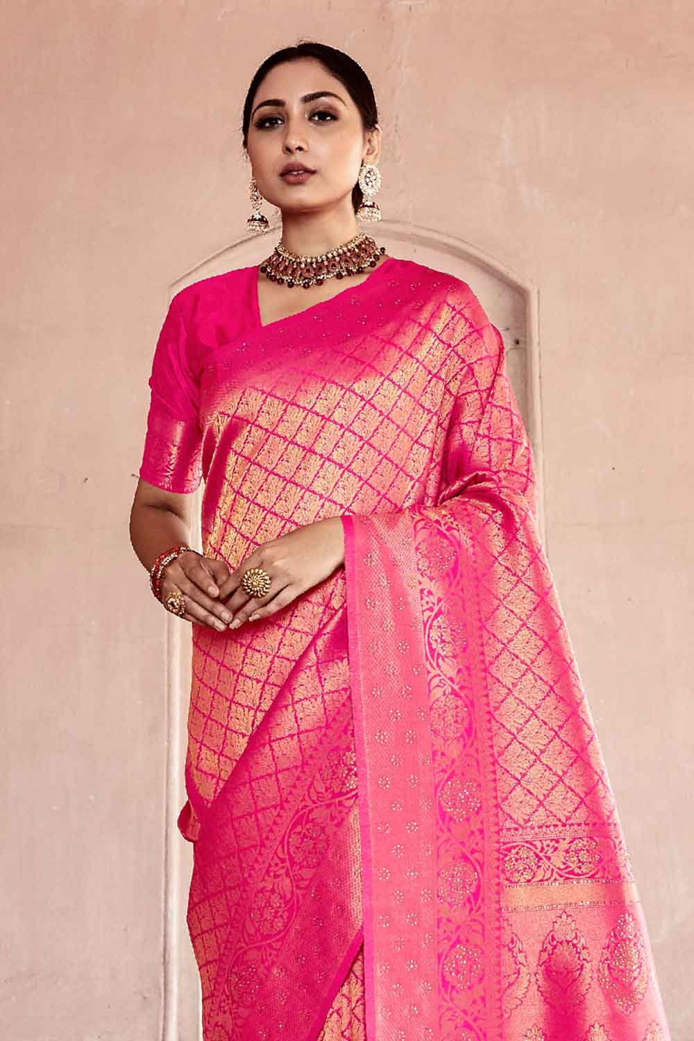 flourscent pink zari woven kanjivaram fusion saree with swaroski 1