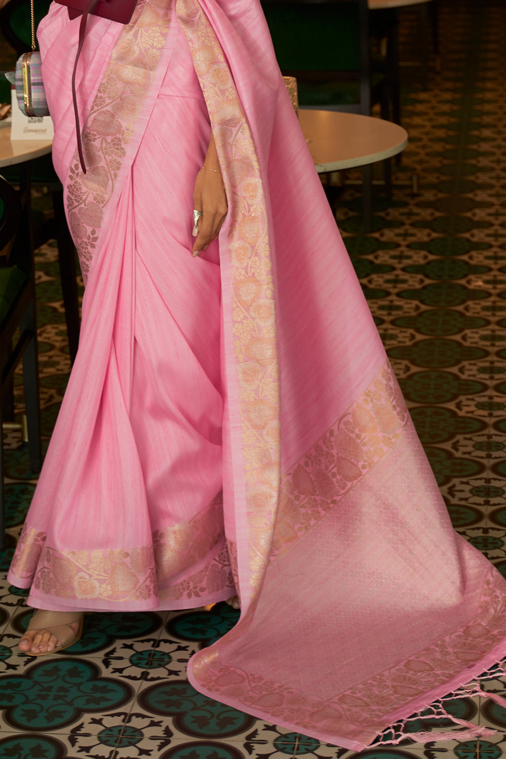 soft pink tussar silk saree 2