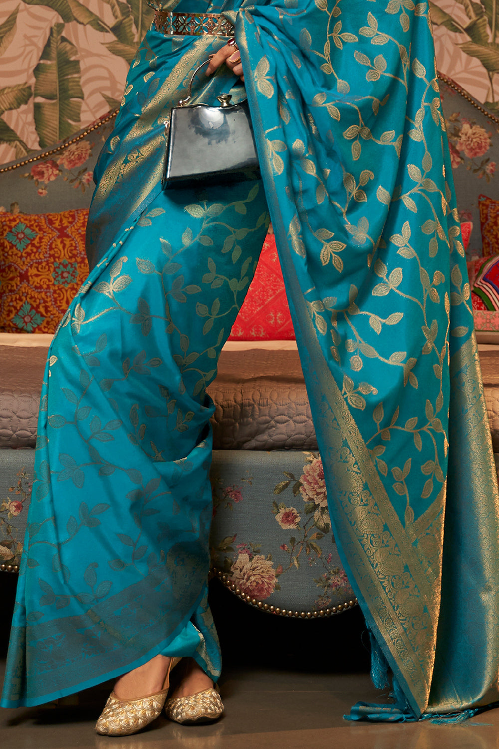 ocean blue kanjivaram saree 2 4