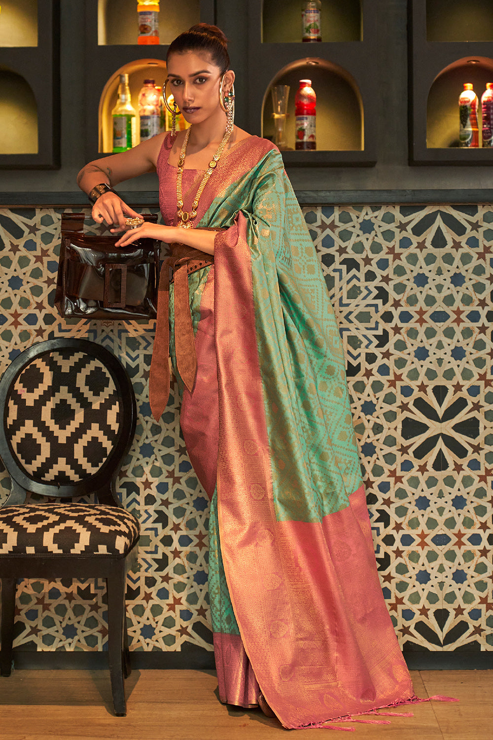 mint green kanjivaram silk saree with pink border 3