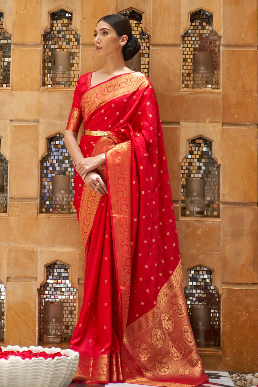 crimson red kanjivaram saree 2 3