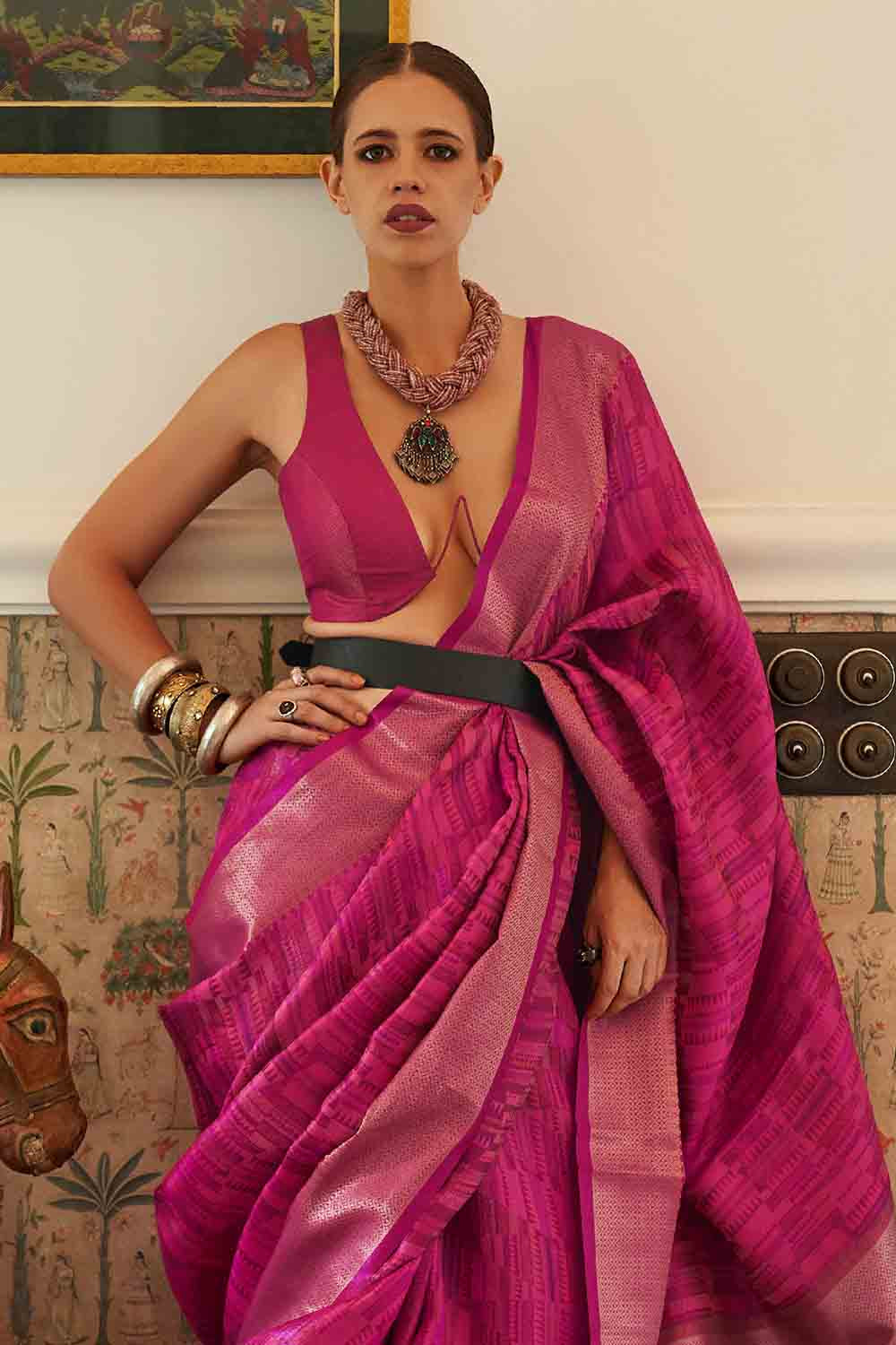 dark magenta pink organza saree 1