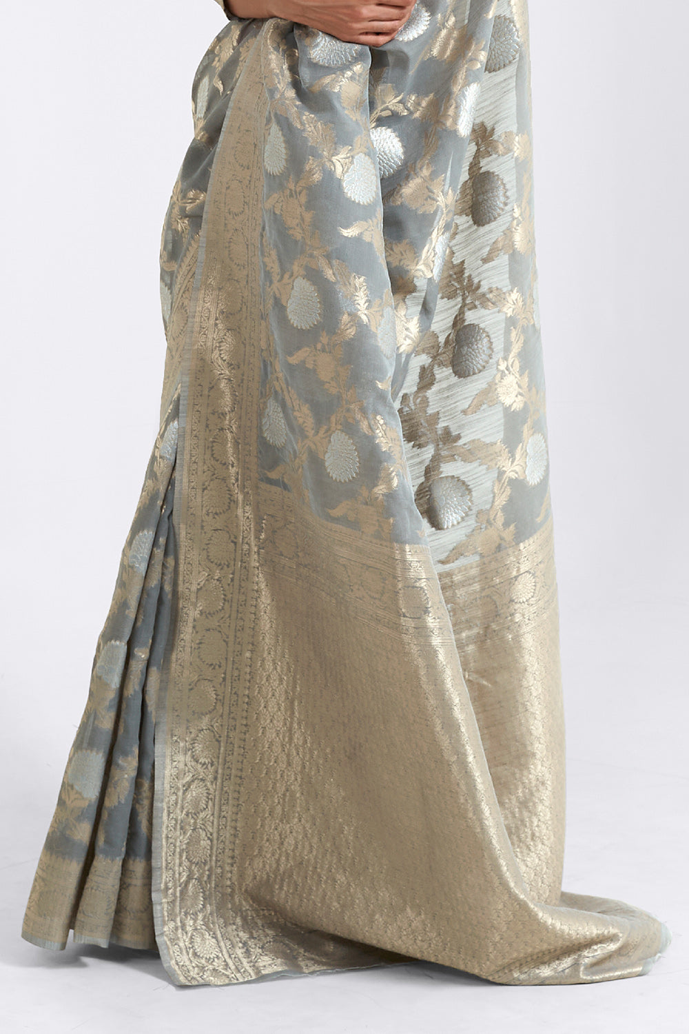 powder grey linen saree 2