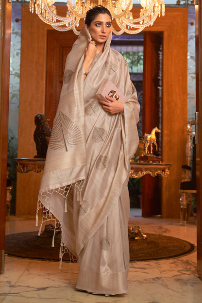 eggshell white banarasi saree 2