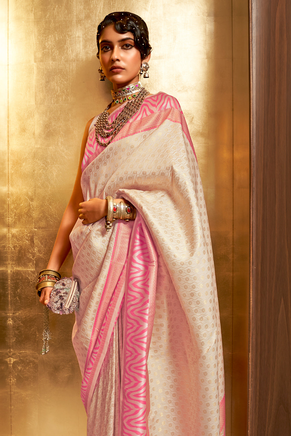 white and pink kanjivaram saree 1