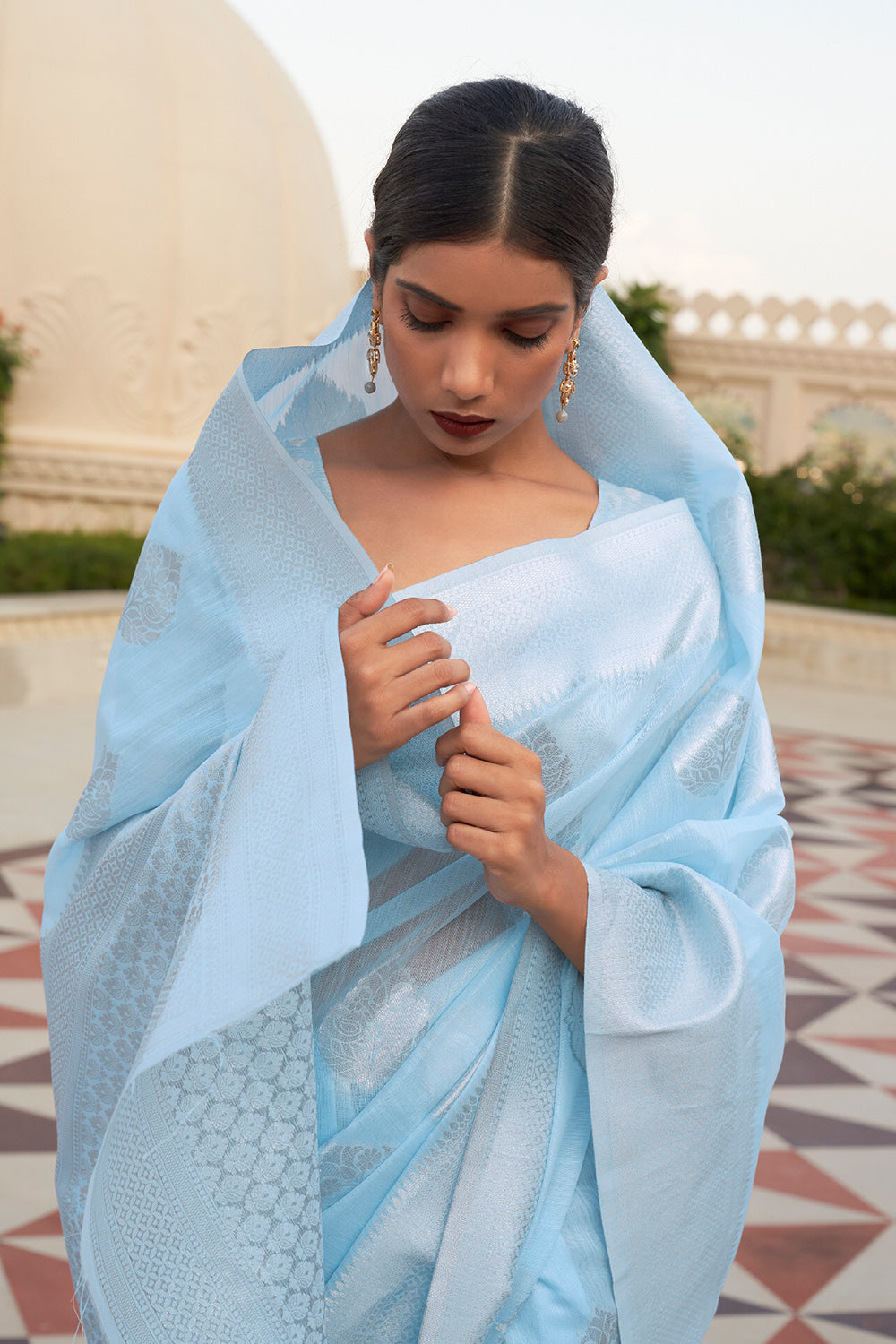 arctic blue linen saree 4