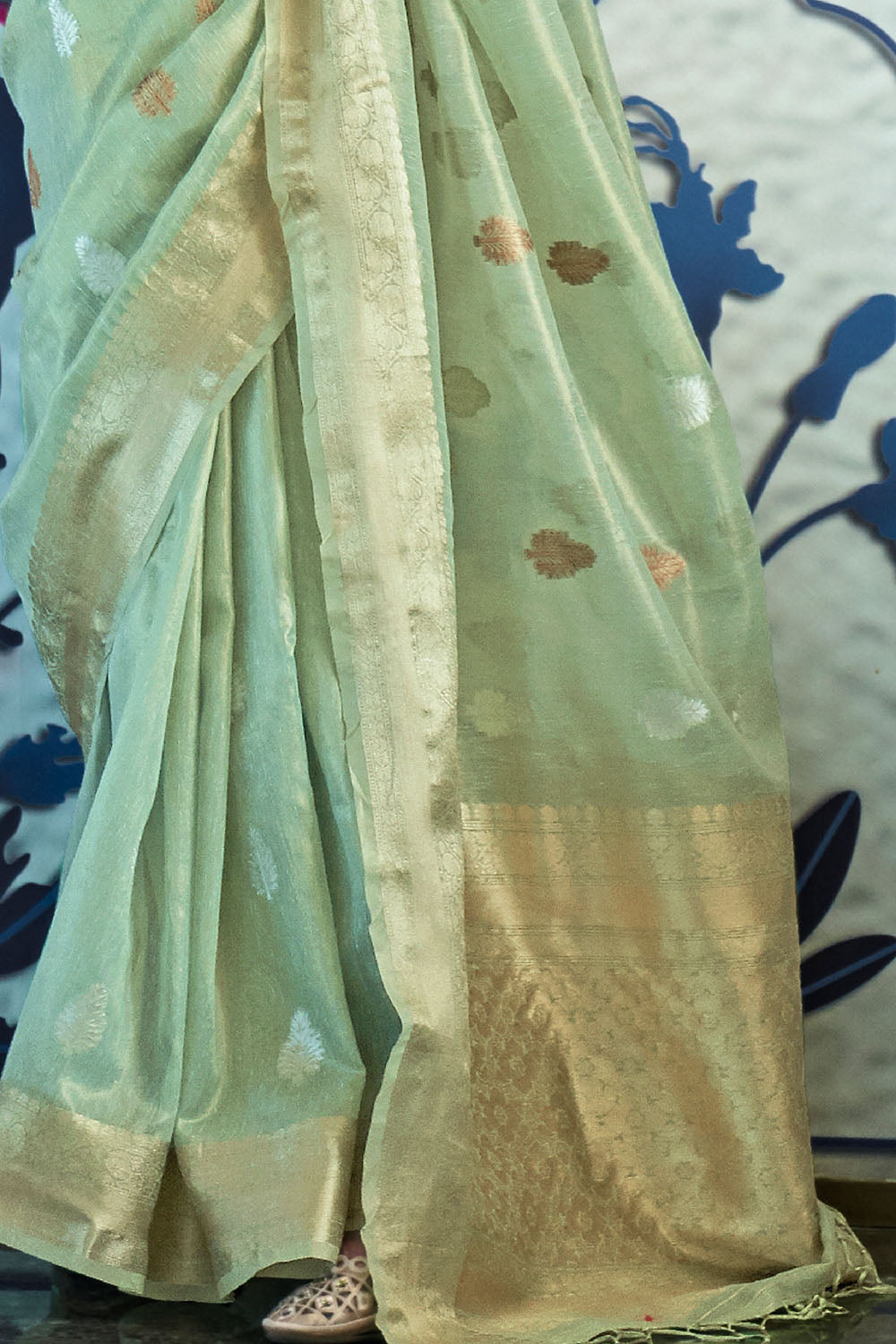 moss green organza saree 1 4