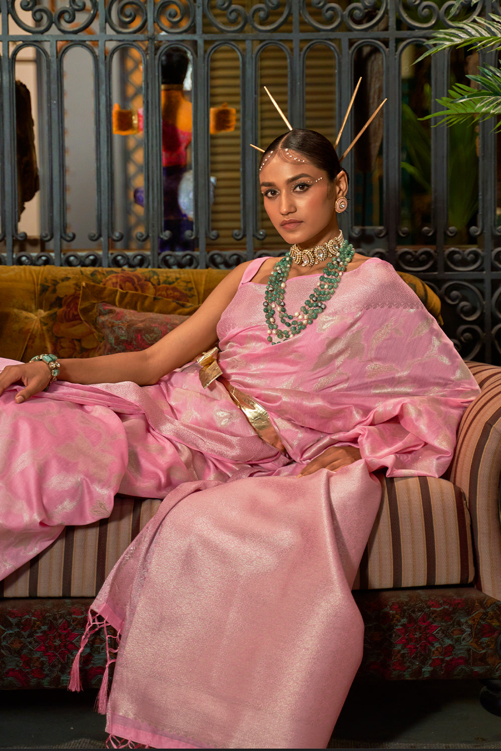 powder pink kanjivaram saree 4