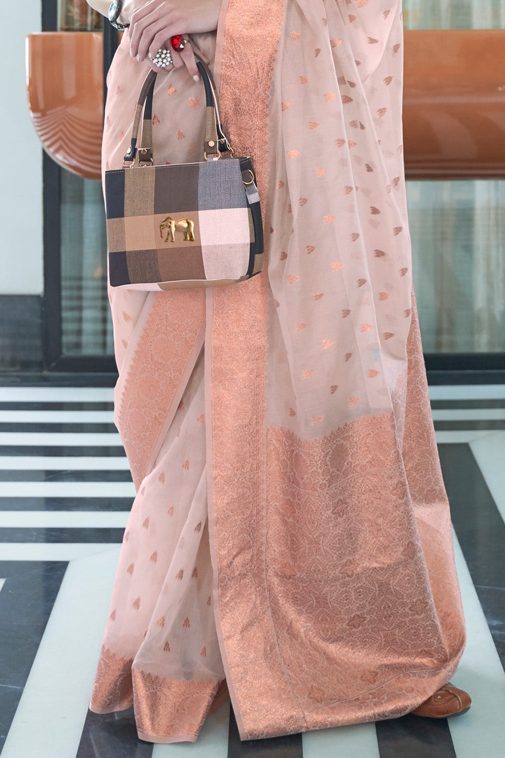 light salmon pink cotton saree 2