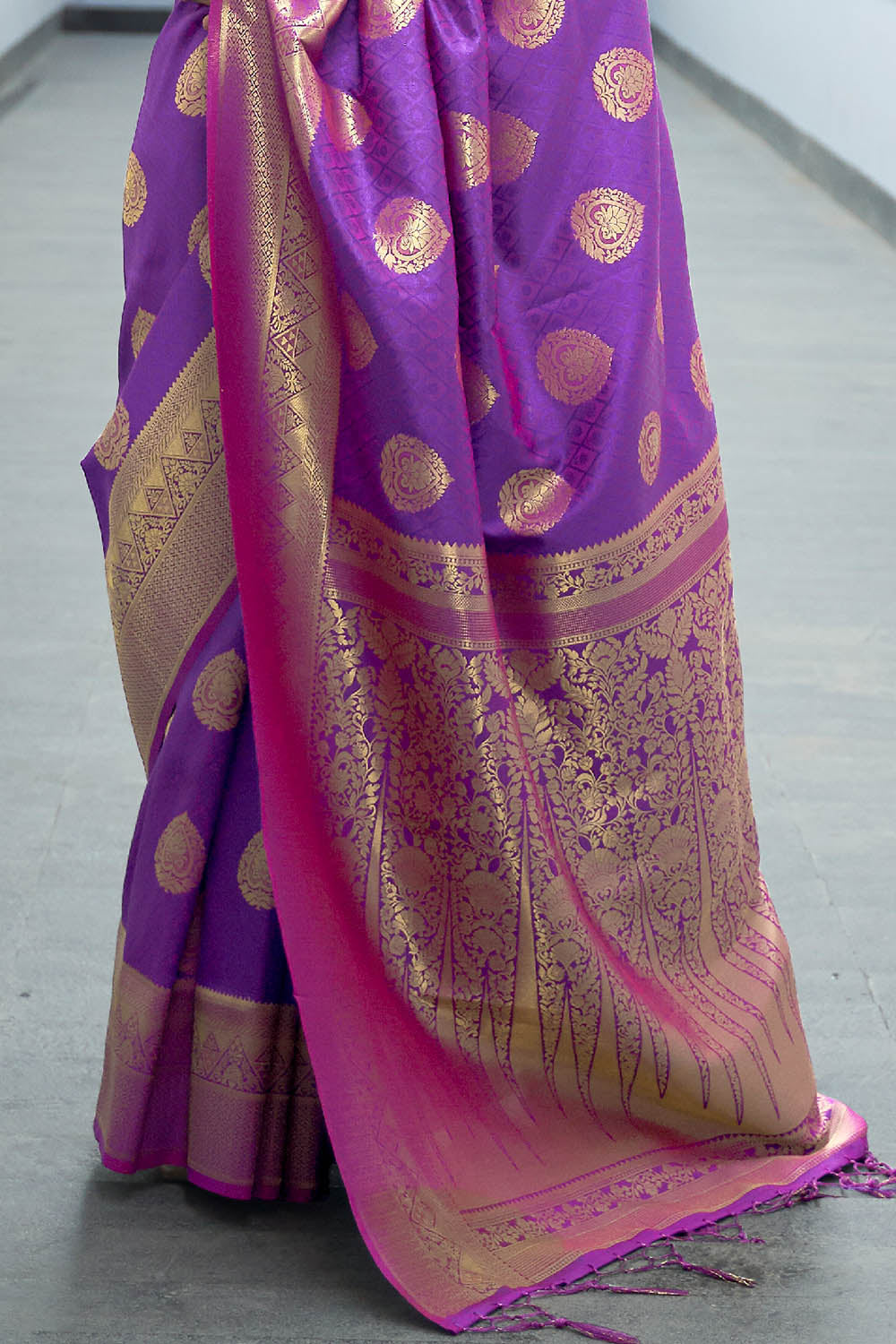 iris violet banarasi saree 2