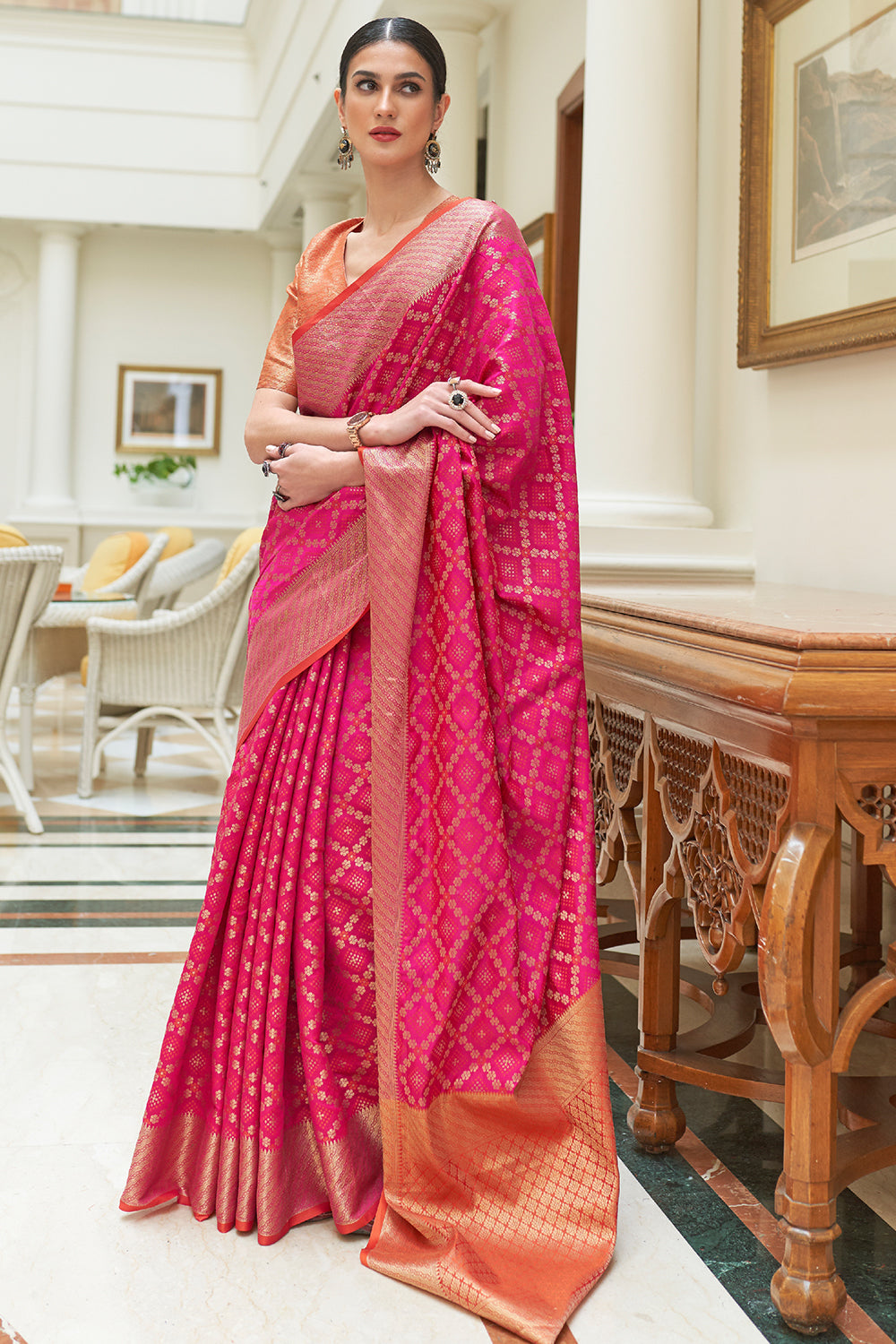 magenta pink patola saree 1 3