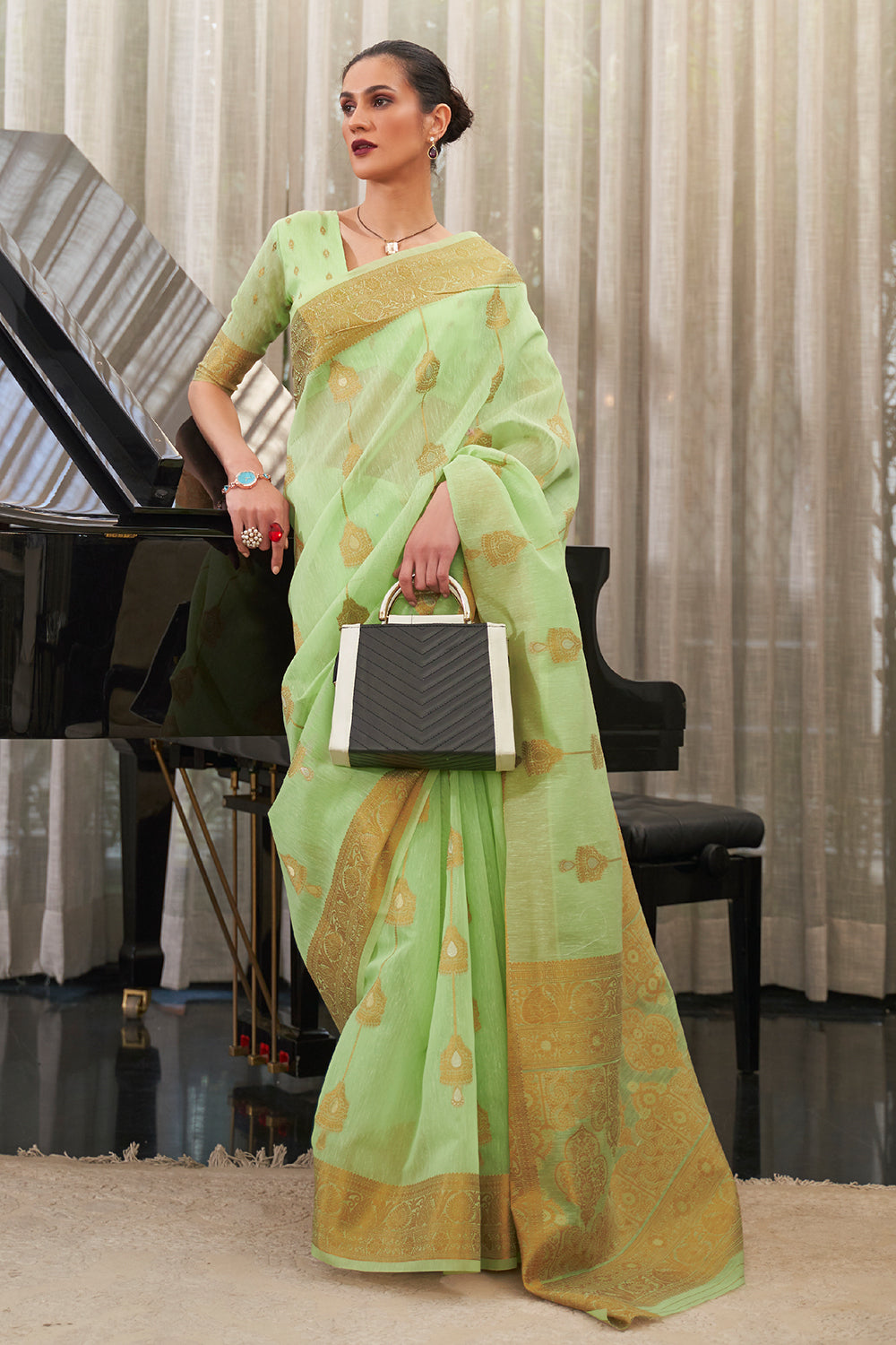 tea green linen saree 3