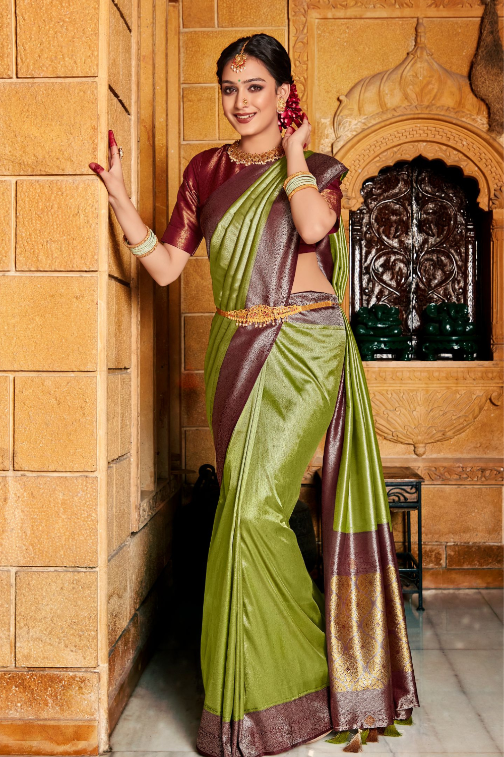 olive green kanjivaram silk saree 4