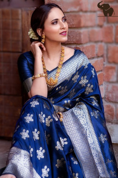 midnight blue banarasi saree 4